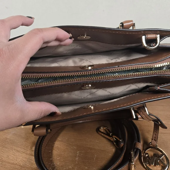 Michael Kors Tan Crossbody Bag - Picture 6 of 8